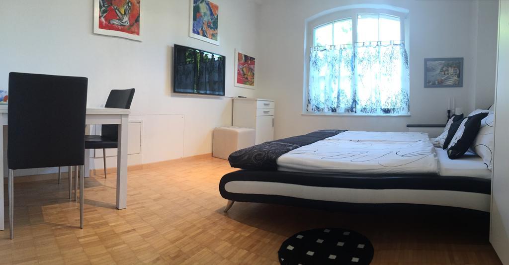 B&B Pension Marina Ruttenen Habitación foto
